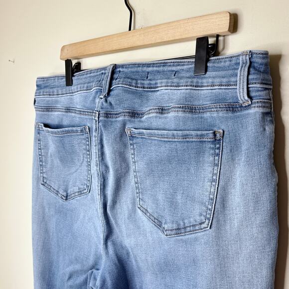 NYDJ Marilyn Straight Lift Tuck Jeans Medium Wash Size 16 HIgh-Rise Stretch Chic - Picture 5 of 8